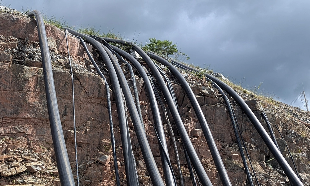 Comprehensive Redesign of the PumpingSystem with Pexgol at the Sossego Mine