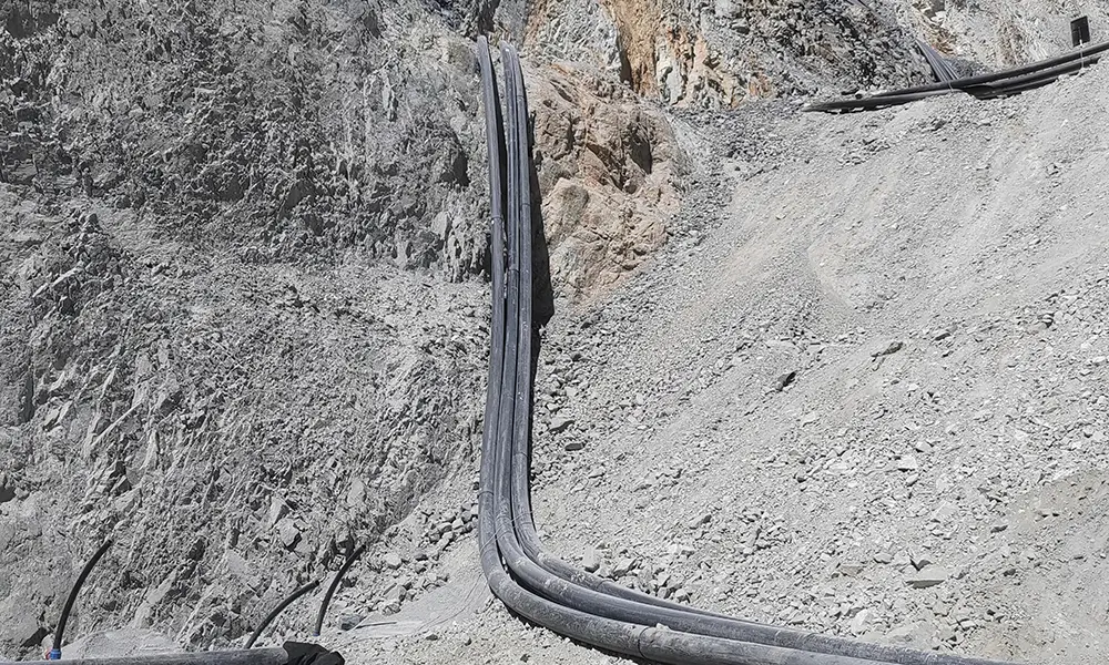 Safe Installation of a 355 mm Mine DewateringLine