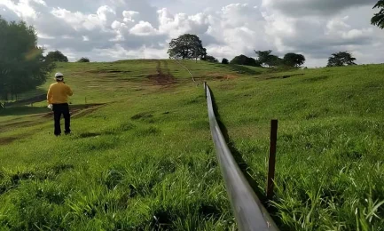 Instalación de tuberías Pexgol para el transporte de agua de formación (gas y minerales)